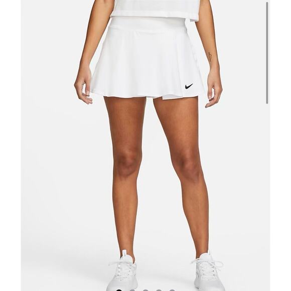 NIKE Court Women’s DRI-Fit Victory White Flouncy 12" Tennis Skort NEW XXL - Picture 1 of 10
